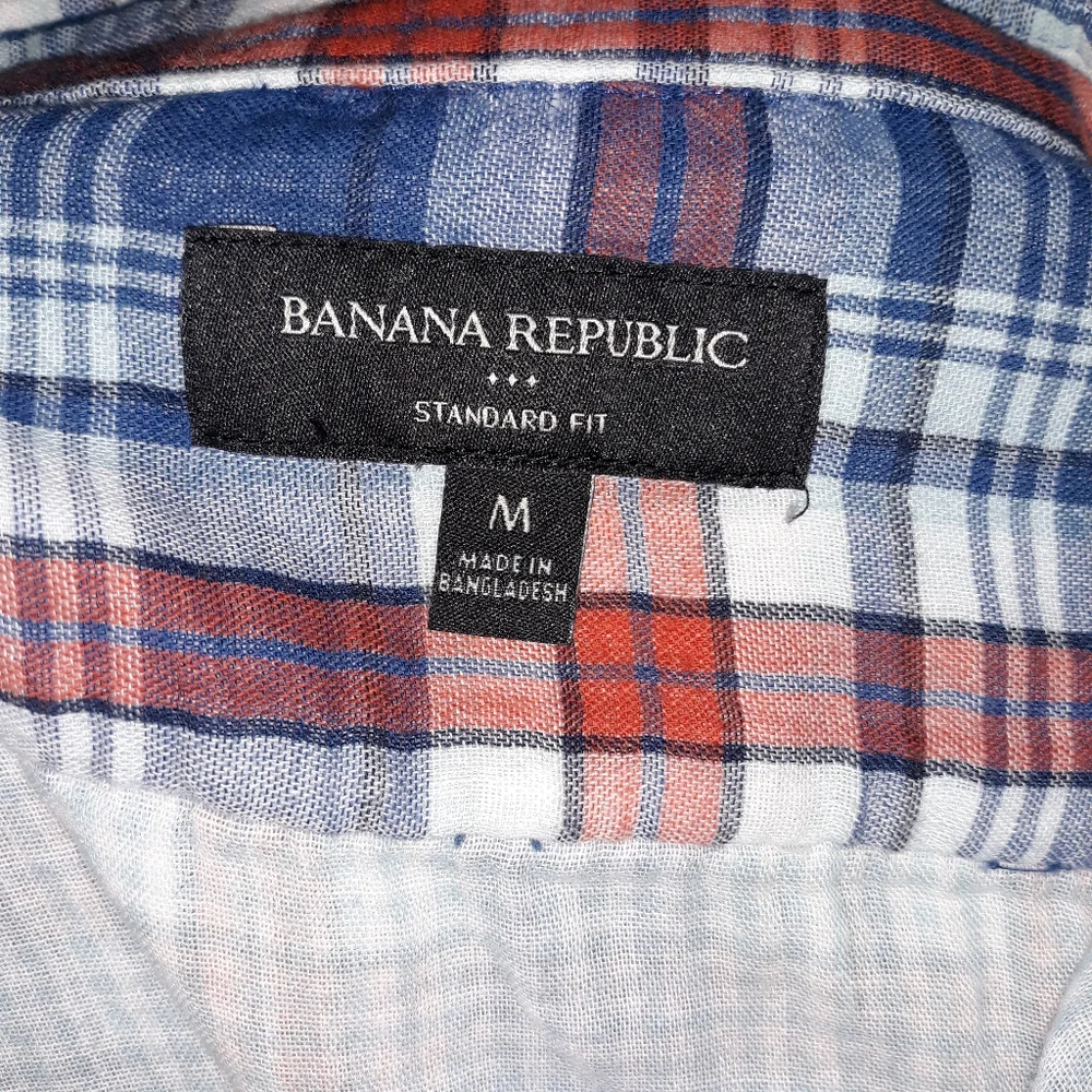 Banana Republic mens blue and red plaid cotton shirt. Medium
